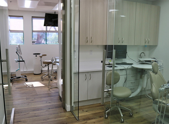 Dental exam room in San Juan Capistrano