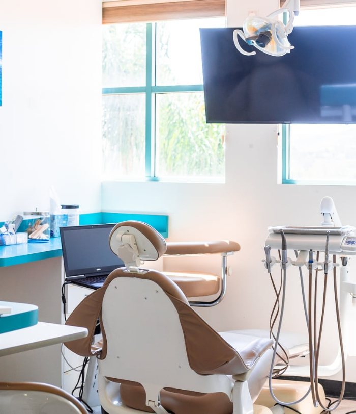 Dental treatment room